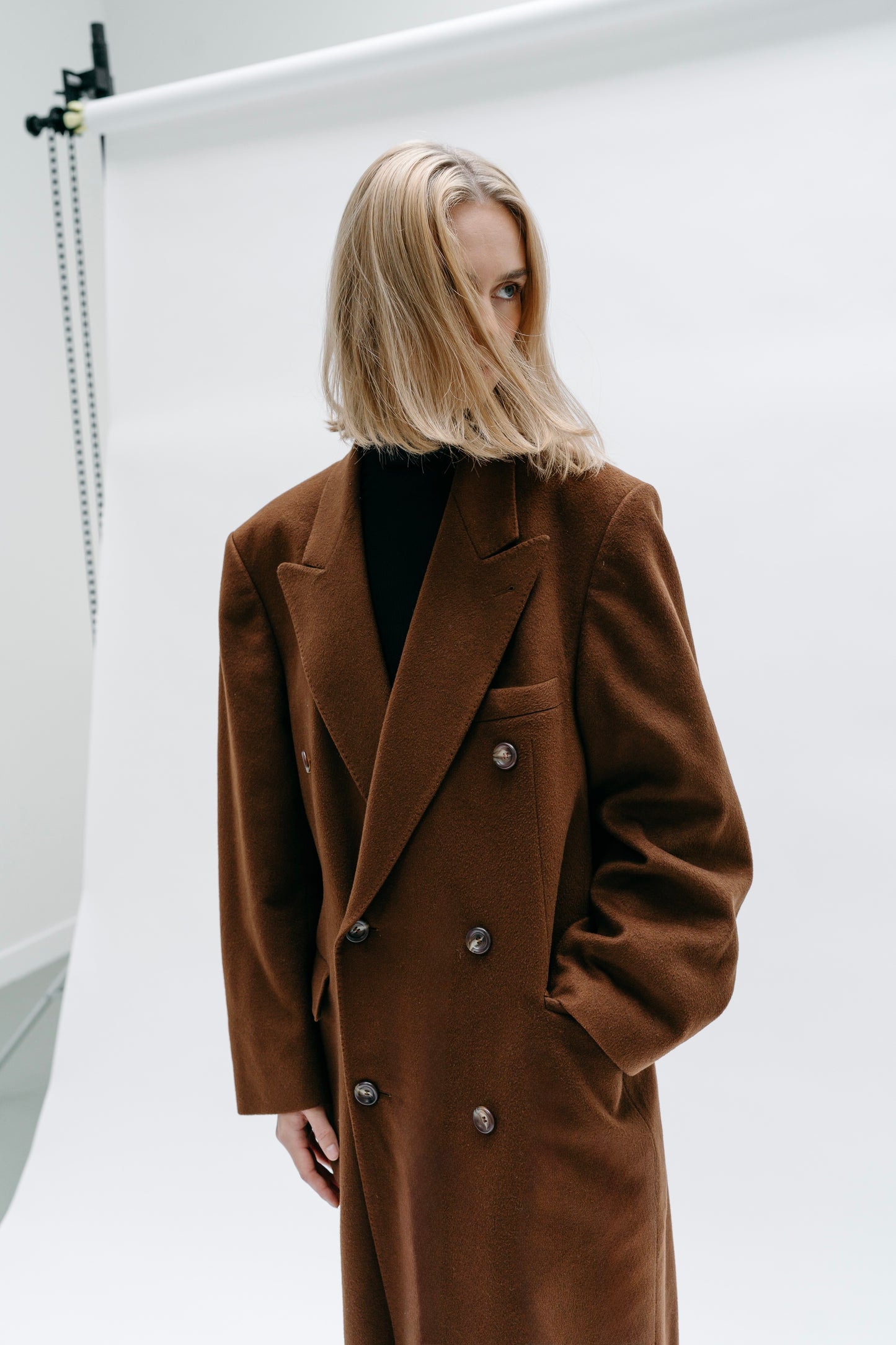 Long Brown Coat Vahram - Capsule No 01 (Female Vision)