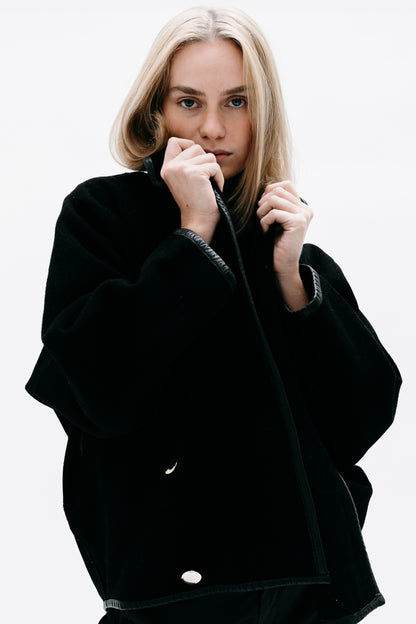 Short Woolen Coat Lucinée - Capsule No 01 (Female Vision)