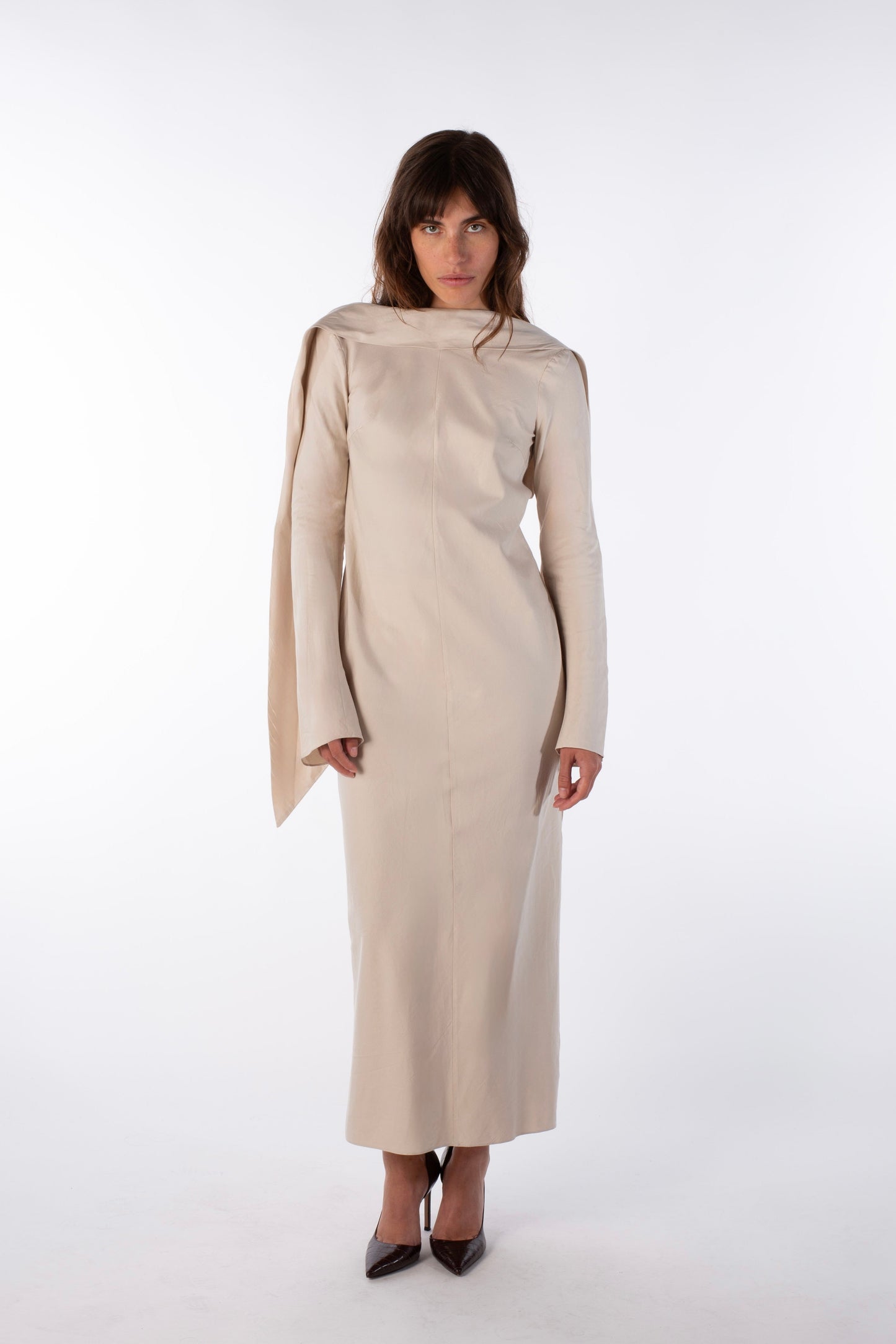Horizon Arc Dress - Open Back Midi Dress